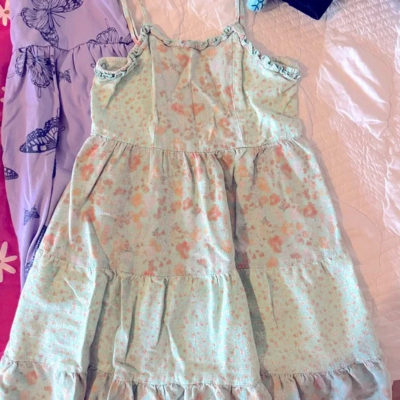 Tunic and dress bundle size  6 girls - Picture 6 of 6